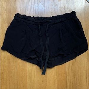 BLACK Wilfred dress shorts